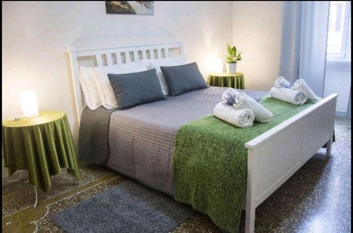 Emi House Re Di Roma , Intero Appartamento - 80 Mq Εξωτερικό φωτογραφία